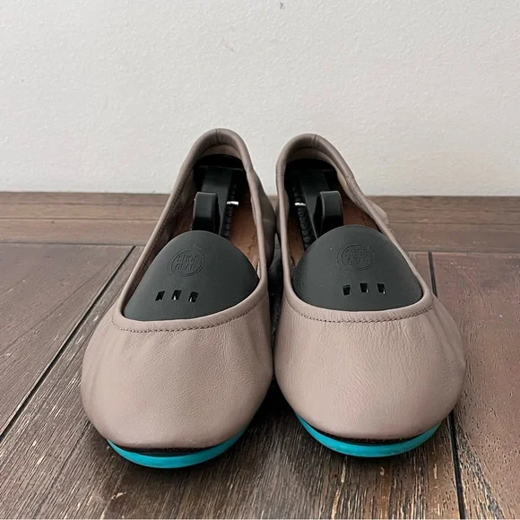 Tieks Ballet Flats Taupe Women size 10 - Picture 8 of 10